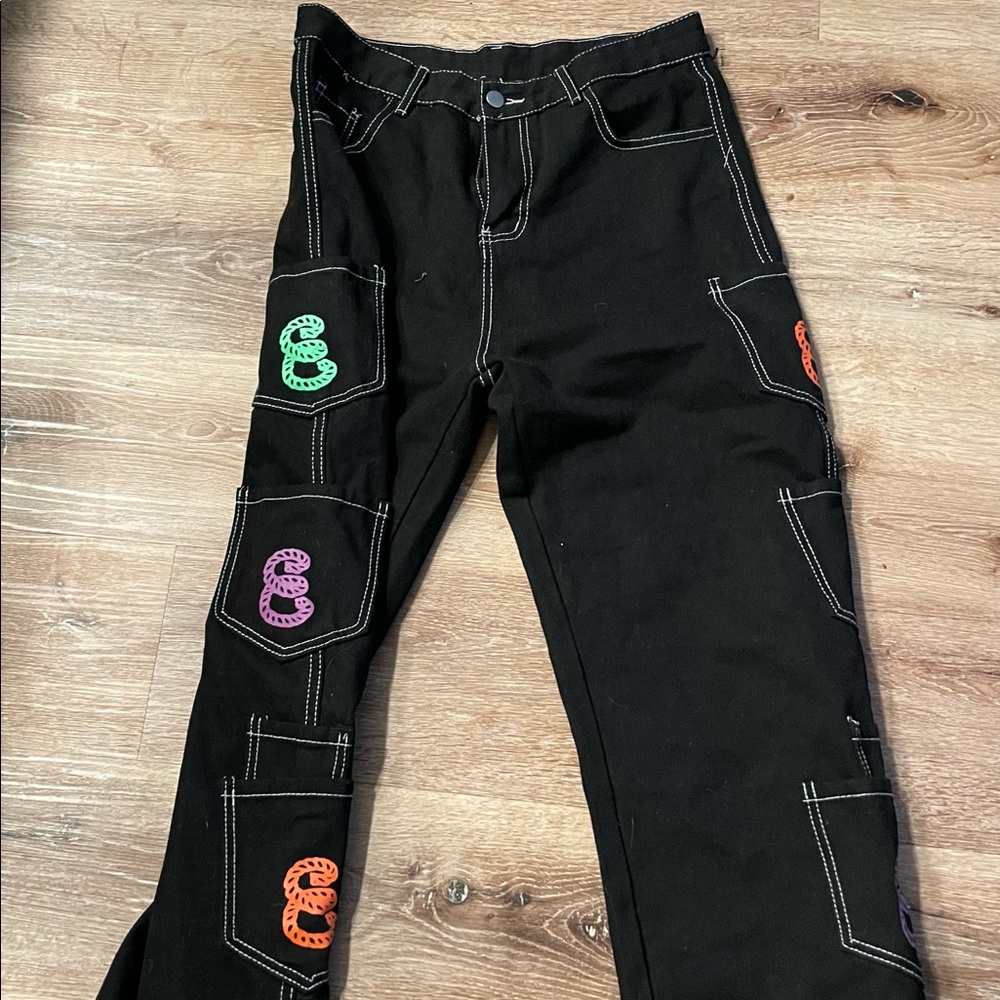 never worn black cargo pants